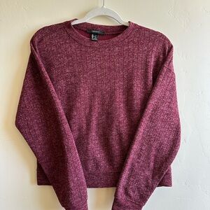 Forever 21 Women's Burgundy Crewneck Sweater